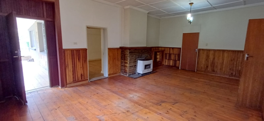 5 Bedroom Property for Sale in Eureka Free State